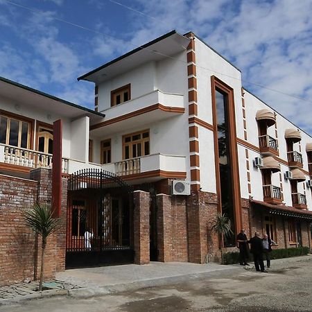 Hotel Shogi Zugdidi Exterior foto